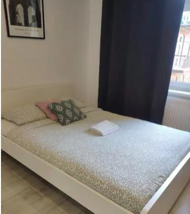 Apartament Powstańców X *